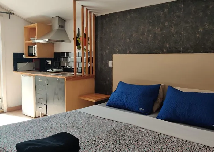 Metro Campanha Apartment *